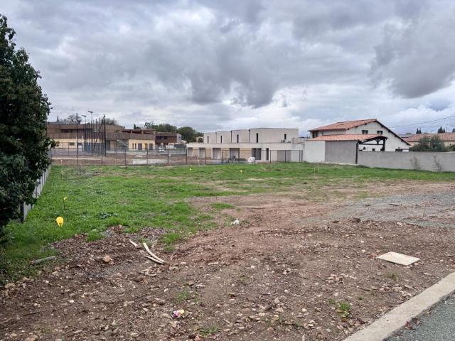 Terrain à bâtir de 278 m² à MARAUSSAN 34