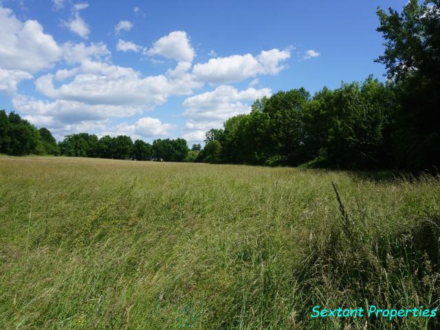 Terrain à bâtir de 2,8 hectares