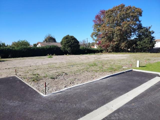 Terrain à bâtir de 313 m² à BELIN BELIET 33