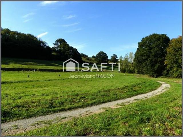 Terrain à bâtir de 351 m²