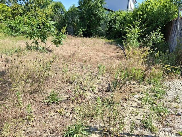 Terrain à bâtir de 387 m² à BEGUEY 33
