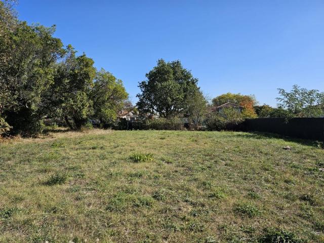 Terrain à bâtir de 400 m² à CENAC 33