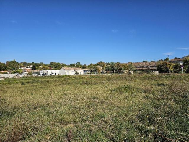 Terrain à bâtir de 430 m² à ARTIGUES PRES BORDEAUX 33