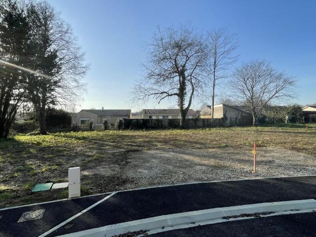 Terrain à bâtir de 519 m² à ARSAC 33