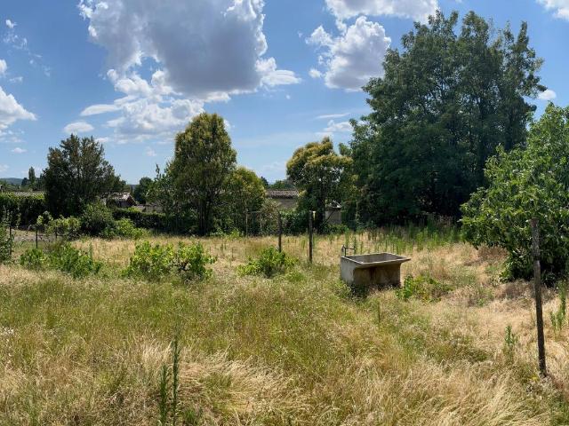 Terrain à bâtir de 531 m² à Montmeyran