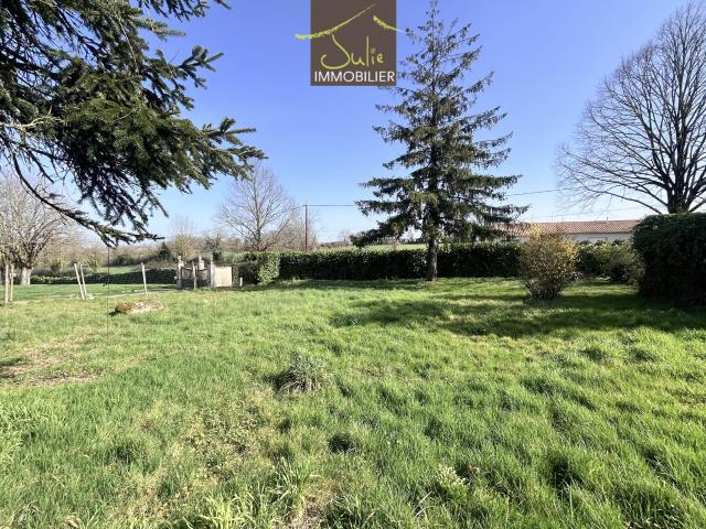 Terrain à Bâtir de 540m2. Hors Lotissement !