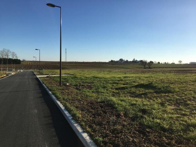 Terrain à bâtir de 550 m² à ARBANATS 33