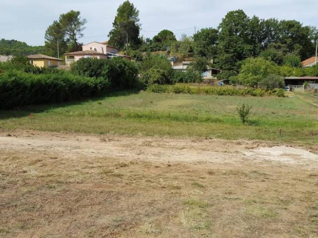 Terrain à bâtir de 568 m² à MARTILLAC 33