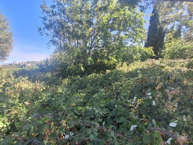 TERRAIN A BATIR DE 650 M2 TULETTE 26790
