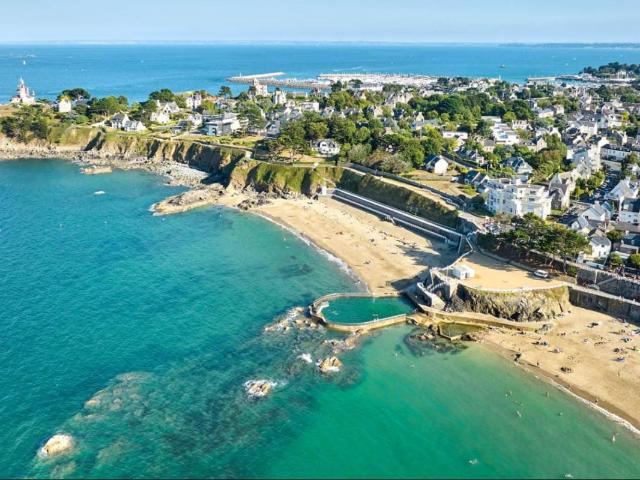 Terrain à bâtir sur SAINT QUAY PORTRIEUX de 738 m²