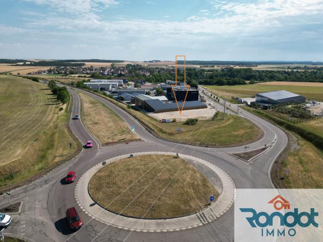 Terrain A Batir Professionnel 1170 M2 1170m² Norges la Ville