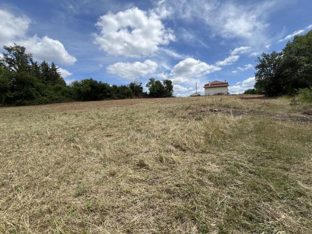 TERRAIN A BATIR RAZAC SUR L'ISLE