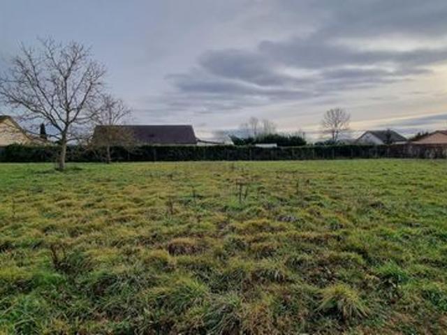 Terrain à batir Vendat viabilisé 579 m²