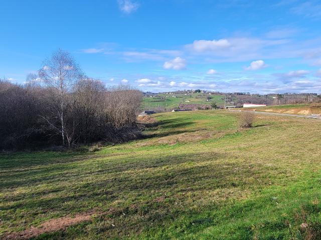 Terrain à bâtir viabilisé et proche de toutes commodités