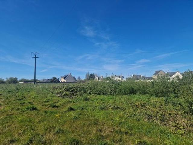 TERRAIN À BÂTIR VIABILISÉ 551 m2 LIBRE CONSTRUCTEUR