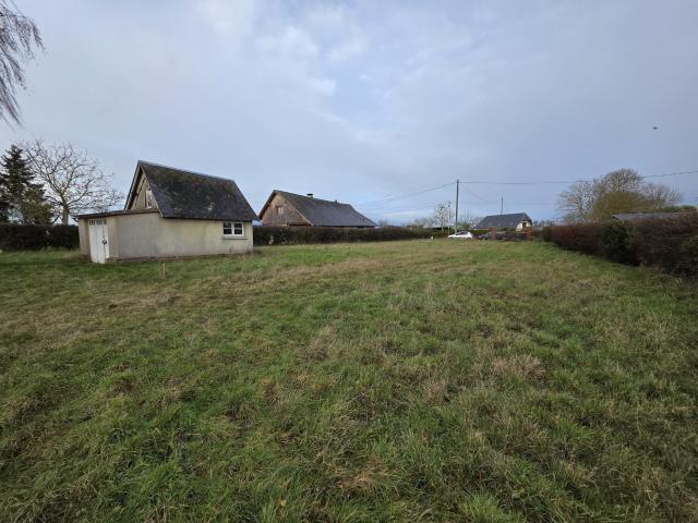 Terrain à bâtir / Village de Landepereuse