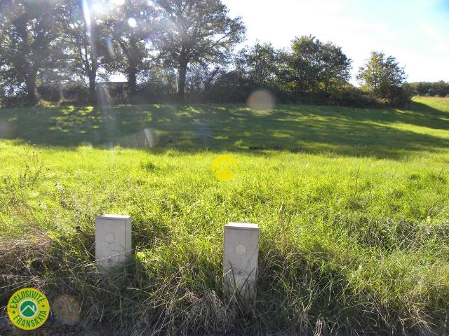 TERRAIN A BATIR/SORTIE DE VILLAGEAG