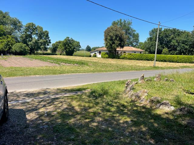 Terrain à vendre a 5 mn Libourne