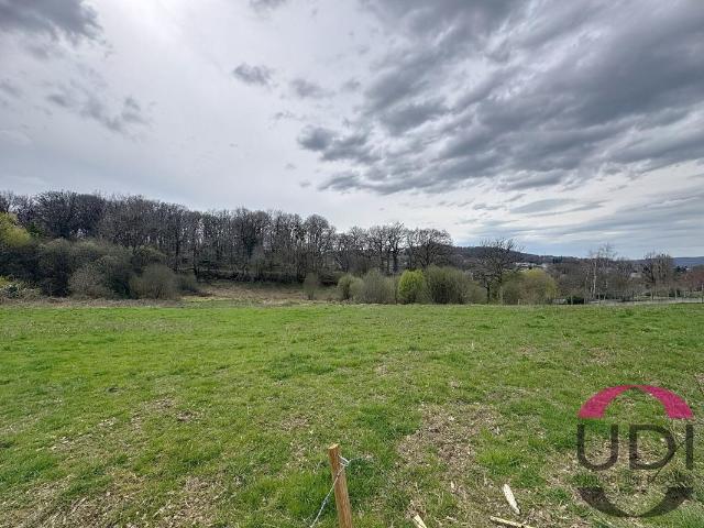 Terrain À Vendre à GUERET
