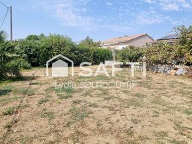 Terrain à vendre à VILLEFRANCHE DE LAURAGAIS de 391m²
