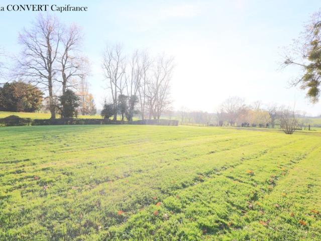 Terrain à vendre 1208m² HORS LOTISSEMENT SAINT JULIEN SUR REYSSOUZE 01