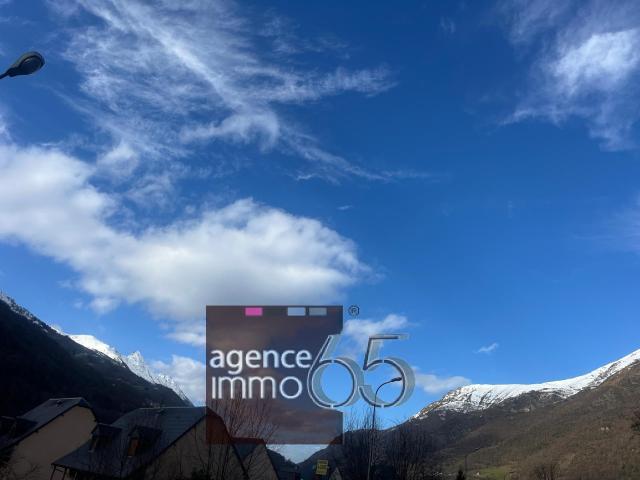TERRAIN A VENDRE
