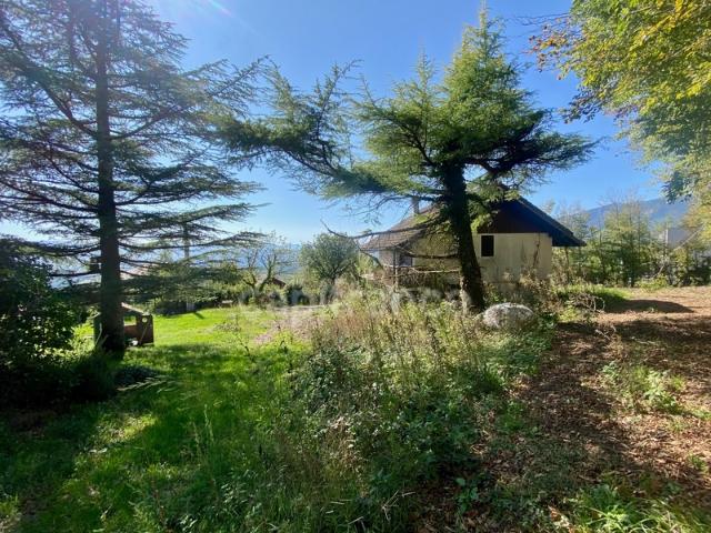 Terrain à vendre 807 m2. Hameau de Feigères PERON 01