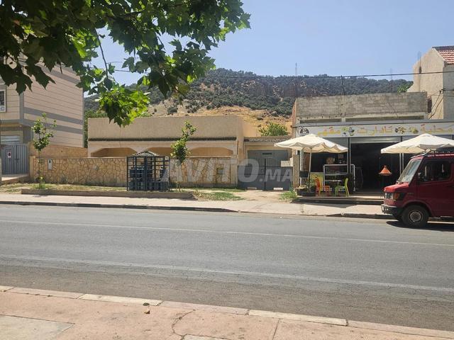 Terrain agricole, maison, local commercial