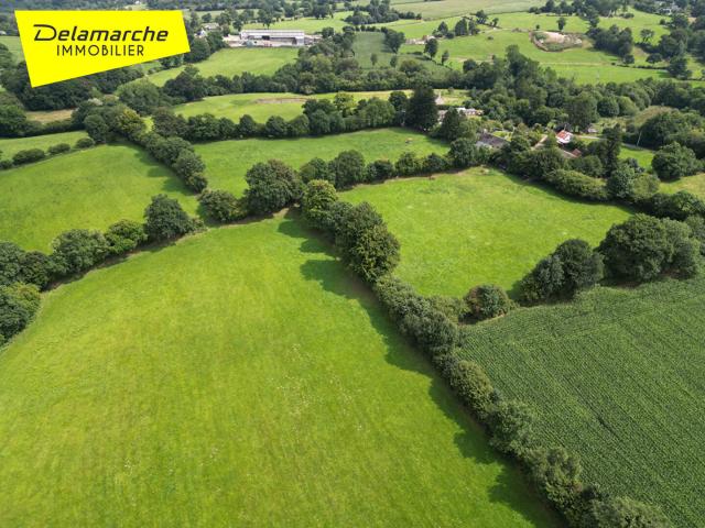 Terrain agricole La Chapelle Cecelin 11hectares