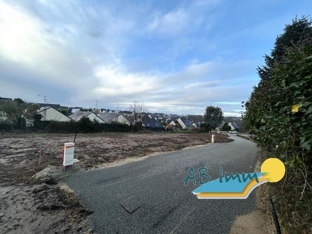 TERRAIN BORNE VIABILISE LIBRE DE CONSTRUCTEUR