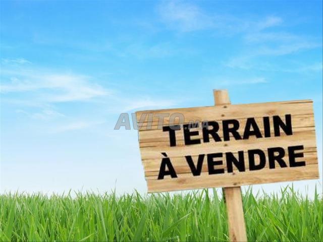 Terrain commercial à vendre avec deux façades à Beni Mellal
