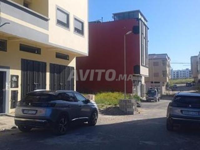 Terrain commercial situé dans le quartier Al Firdaws