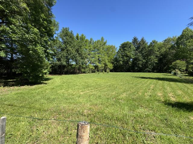 Terrain constructible 3 190 m2 à Pierrefitte sur Sauldre