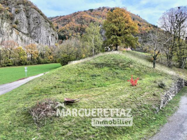 TERRAIN CONSTRUCTIBLE 1340 M²