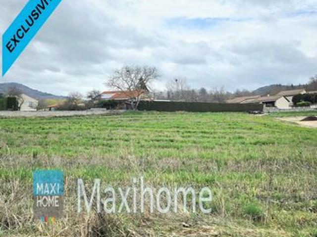 À SAISIR ! 1550 m² constructible plein Sud, emplacement idéal