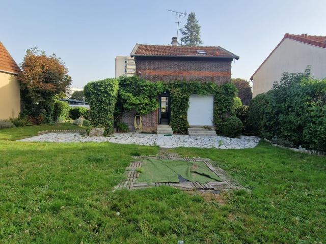 TERRAIN CONSTRUCTIBLE