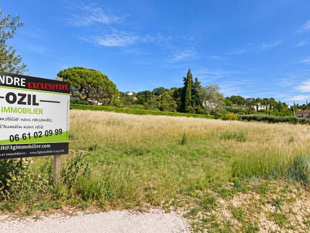 Terrain constructible