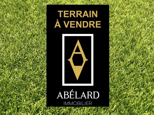 Terrain constructible 458m2 denée