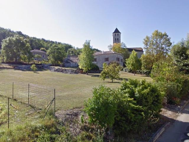 TERRAIN CONSTRUCTIBLE 46800 ST PANTALEON