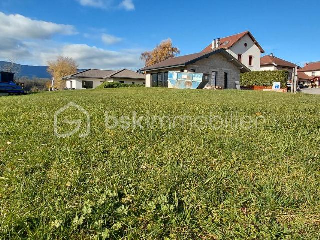 TERRAIN CONSTRUCTIBLE 543 m²
