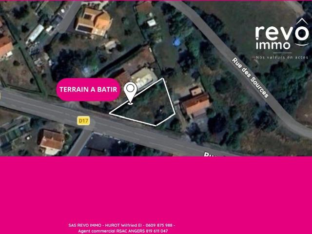 Terrain constructible 590 m²
