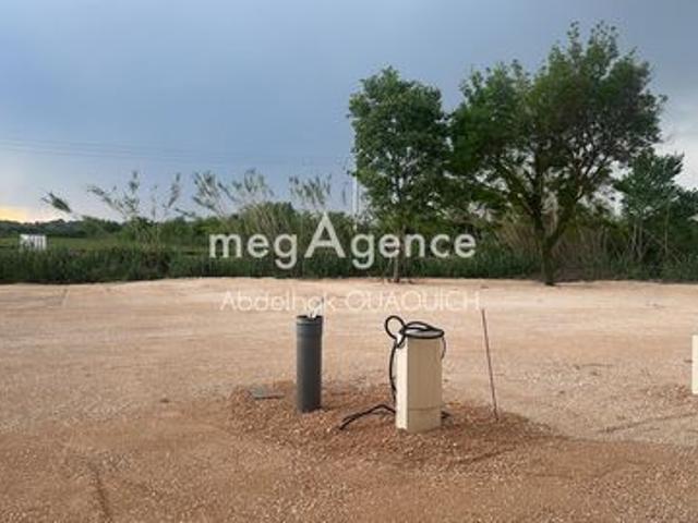 Terrain constructible 600 m²