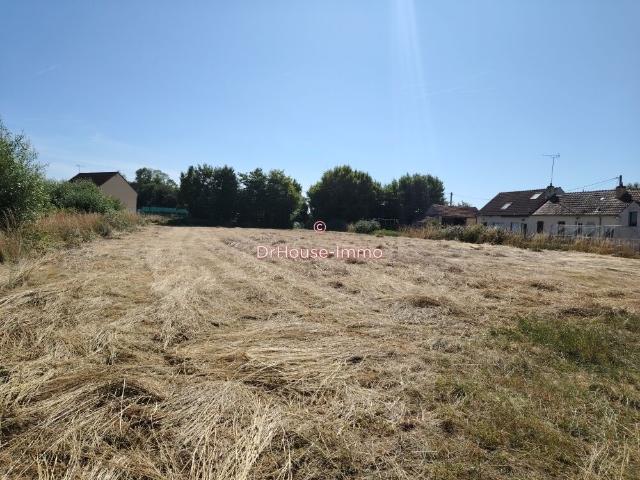 Terrain constructible 866 m² – Accès par allée commune – Saint Maurice Sur Fessard