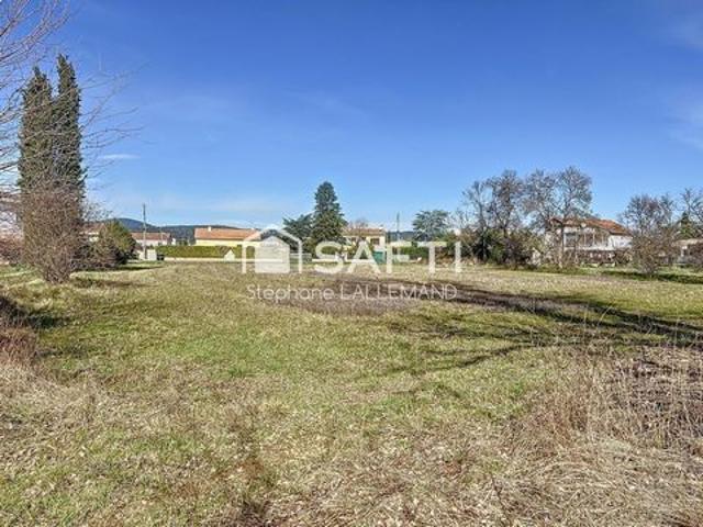 Terrain constructible 860 m² St Julien les Rosiers