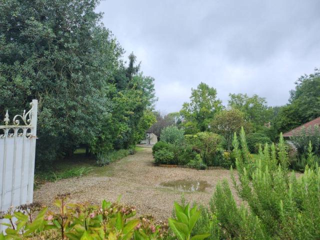 TERRAIN CONSTRUCTIBLE