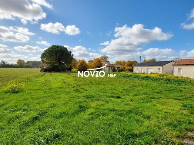 Terrain constructible 950 m²