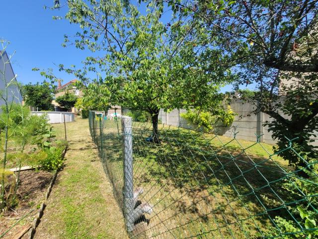 TERRAIN CONSTRUCTIBLE A VENDRE