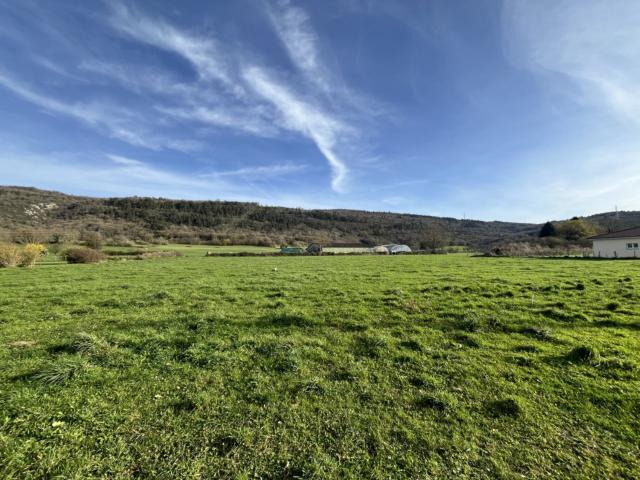 Terrain Constructible à Simandre sur Suran