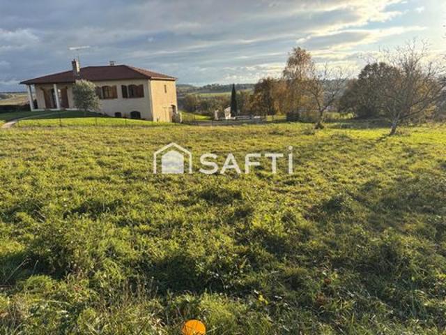 Terrain constructible au calme