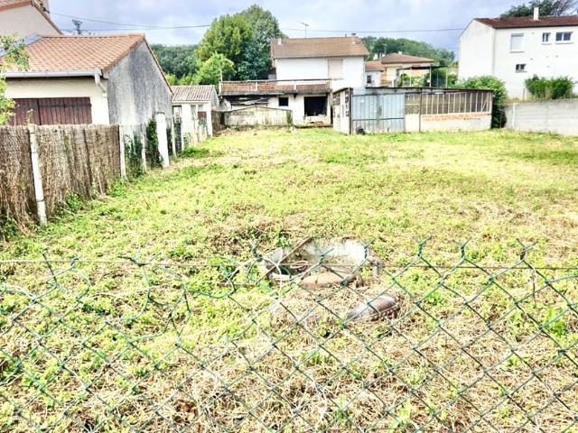 Terrain Constructible avec dépendance à Saverdun